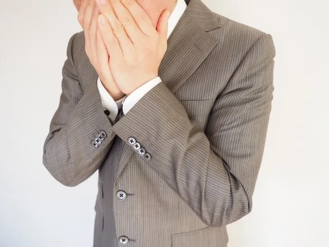 口臭が気になる男性